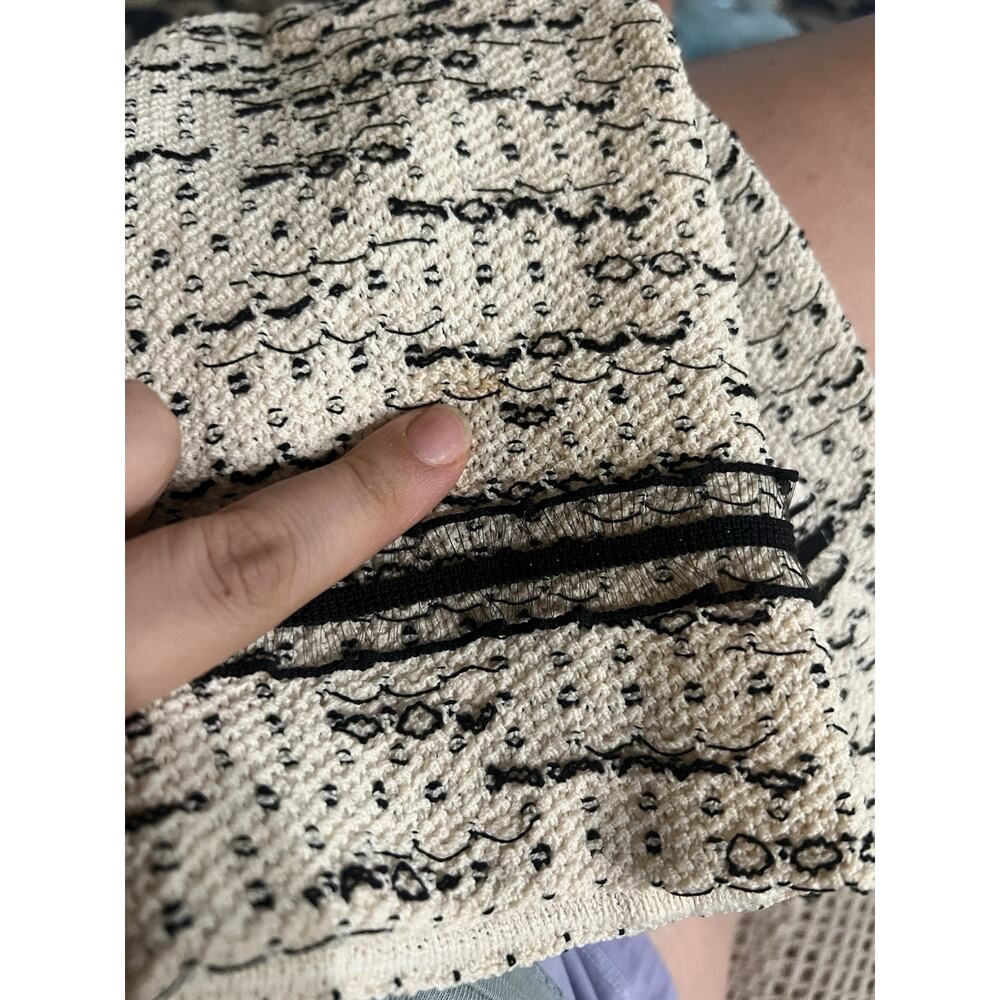 St. John Collection Size 4 Black White Tweed Knit Blazer Jacket Boucle - Picture 2 of 12